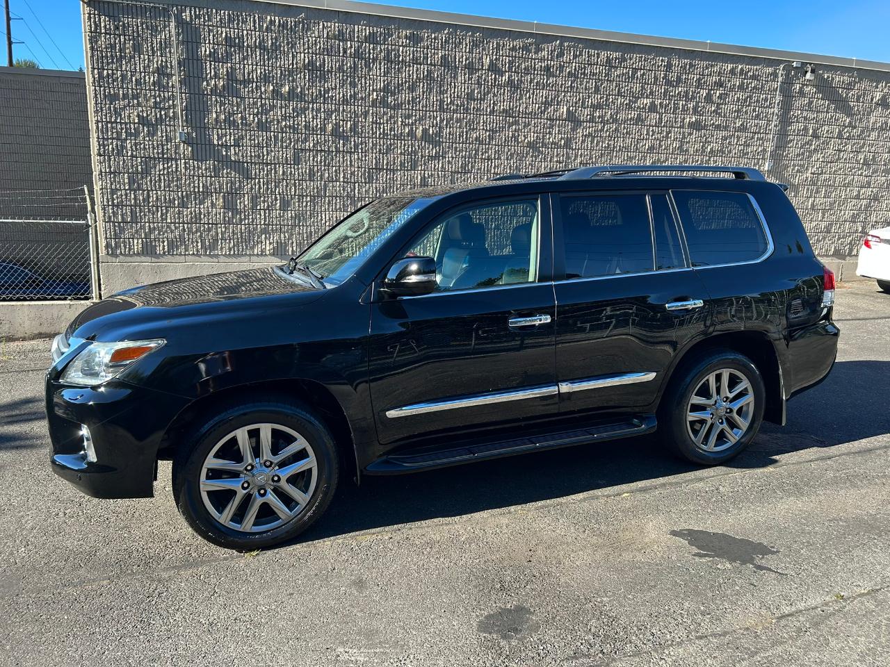 Lexus LX 570 Sport Utility 2014