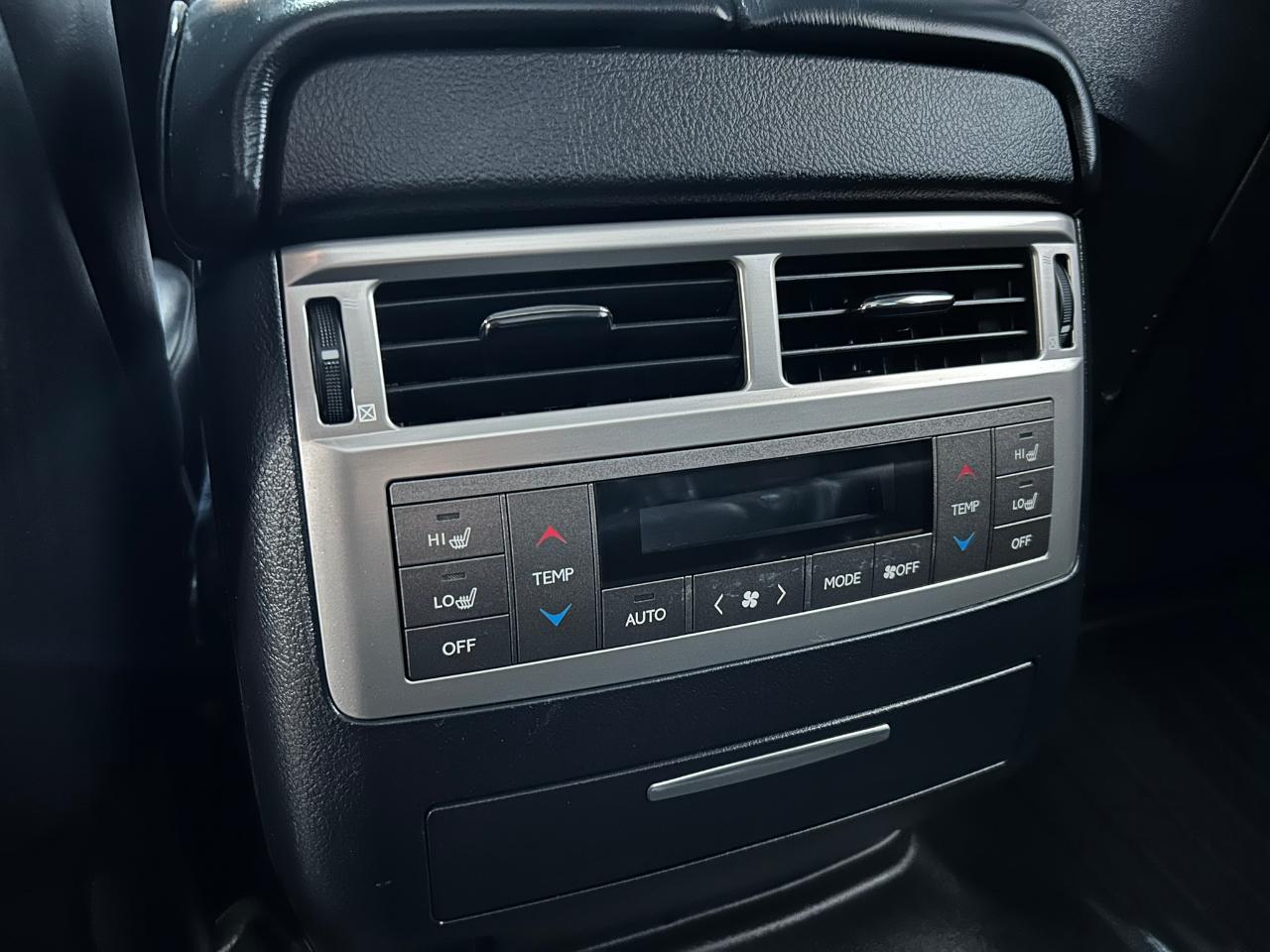 Lexus LX 570 Sport Utility 2014