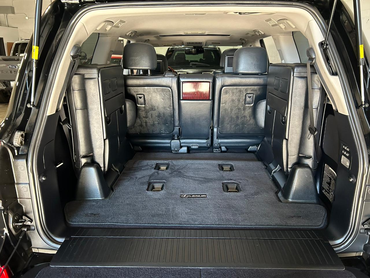 Lexus LX 570 Sport Utility 2014