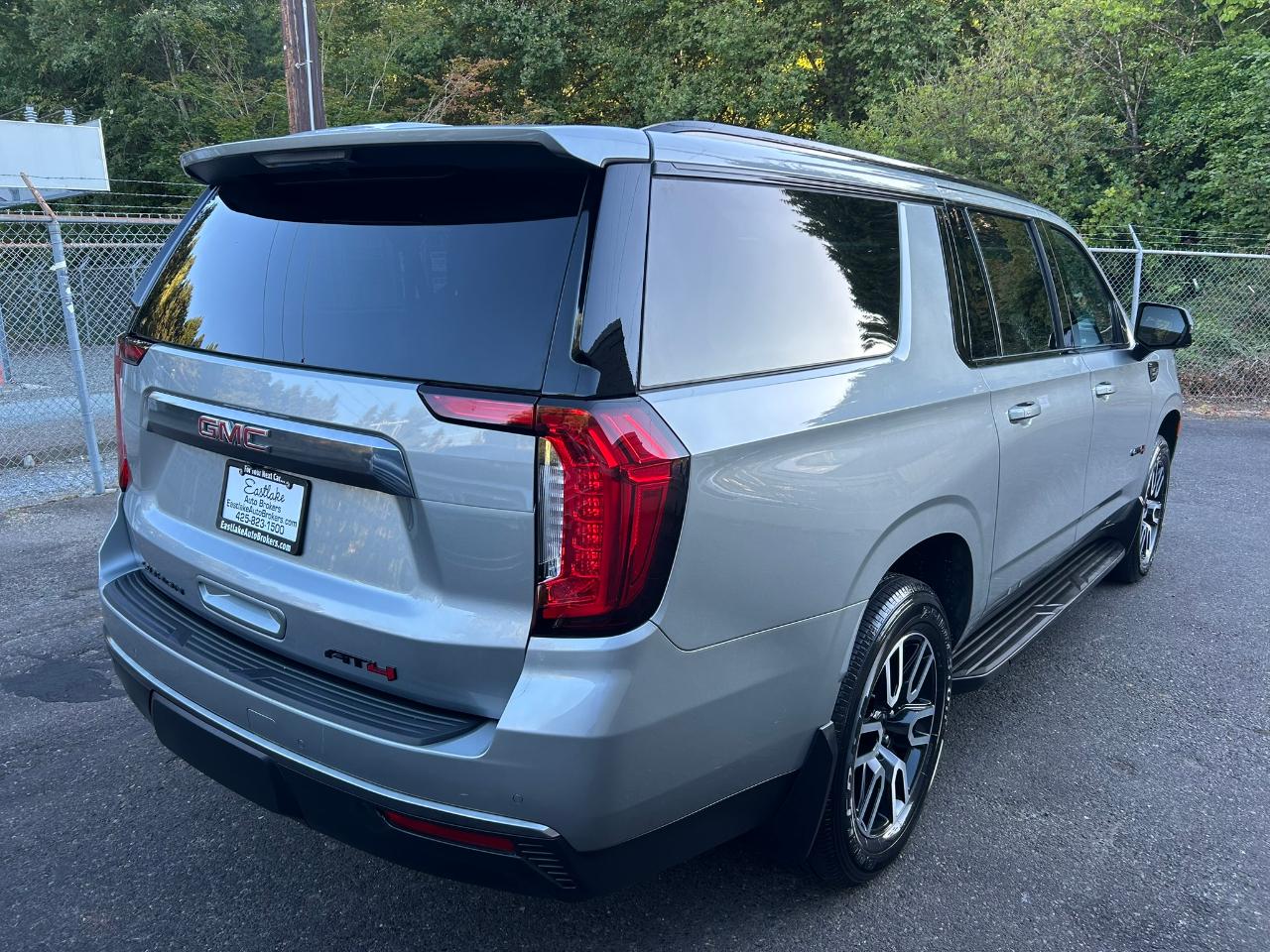 GMC Yukon XL AT4 2024