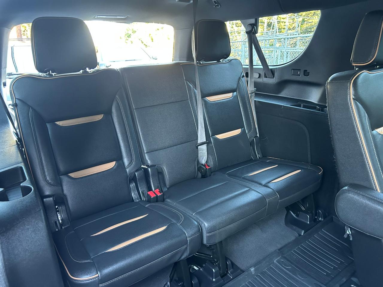GMC Yukon XL AT4 2024