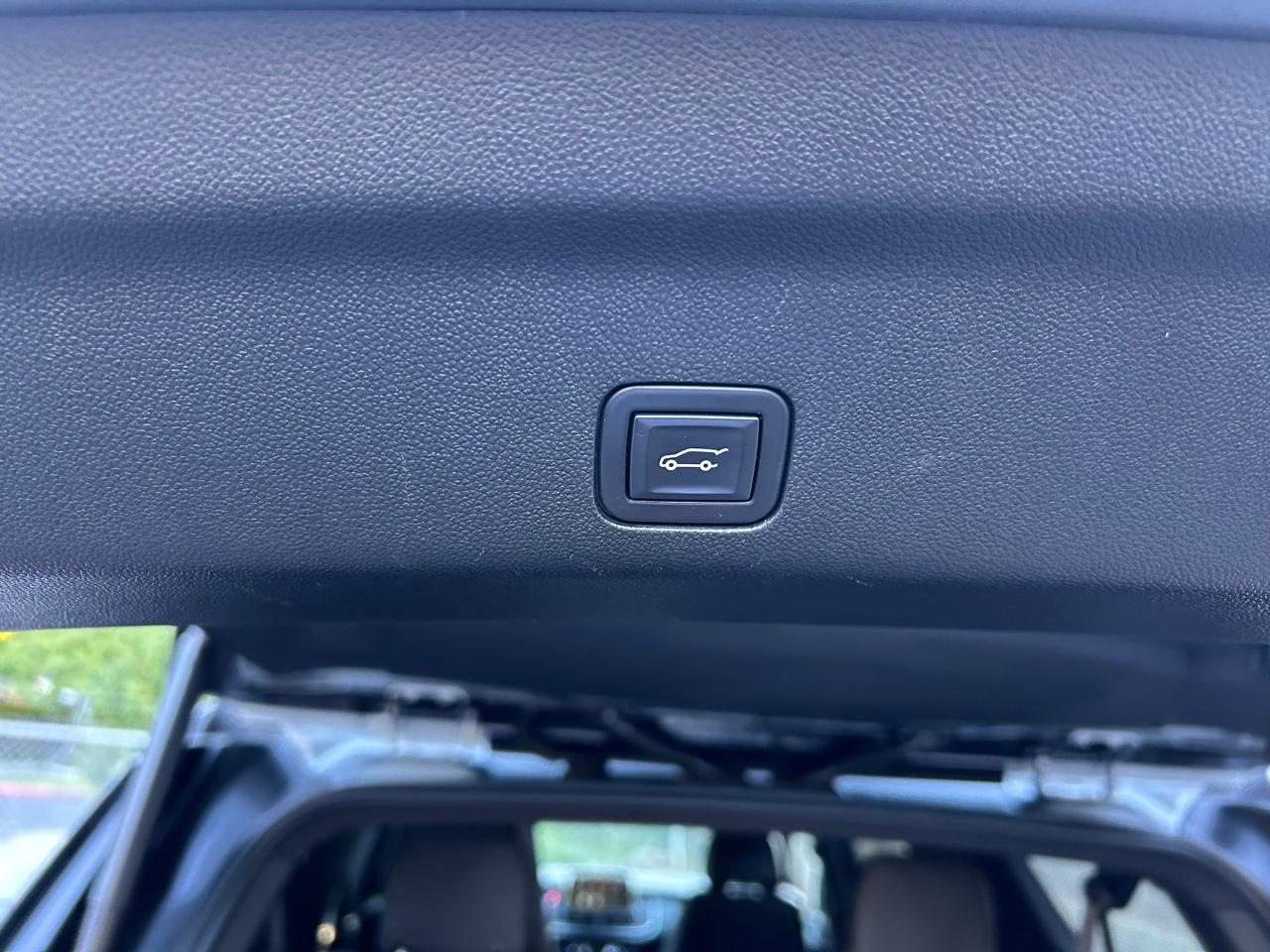 GMC Yukon XL AT4 2024