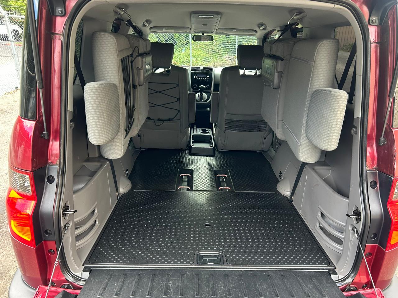 Honda Element EX 4WD AT 2010