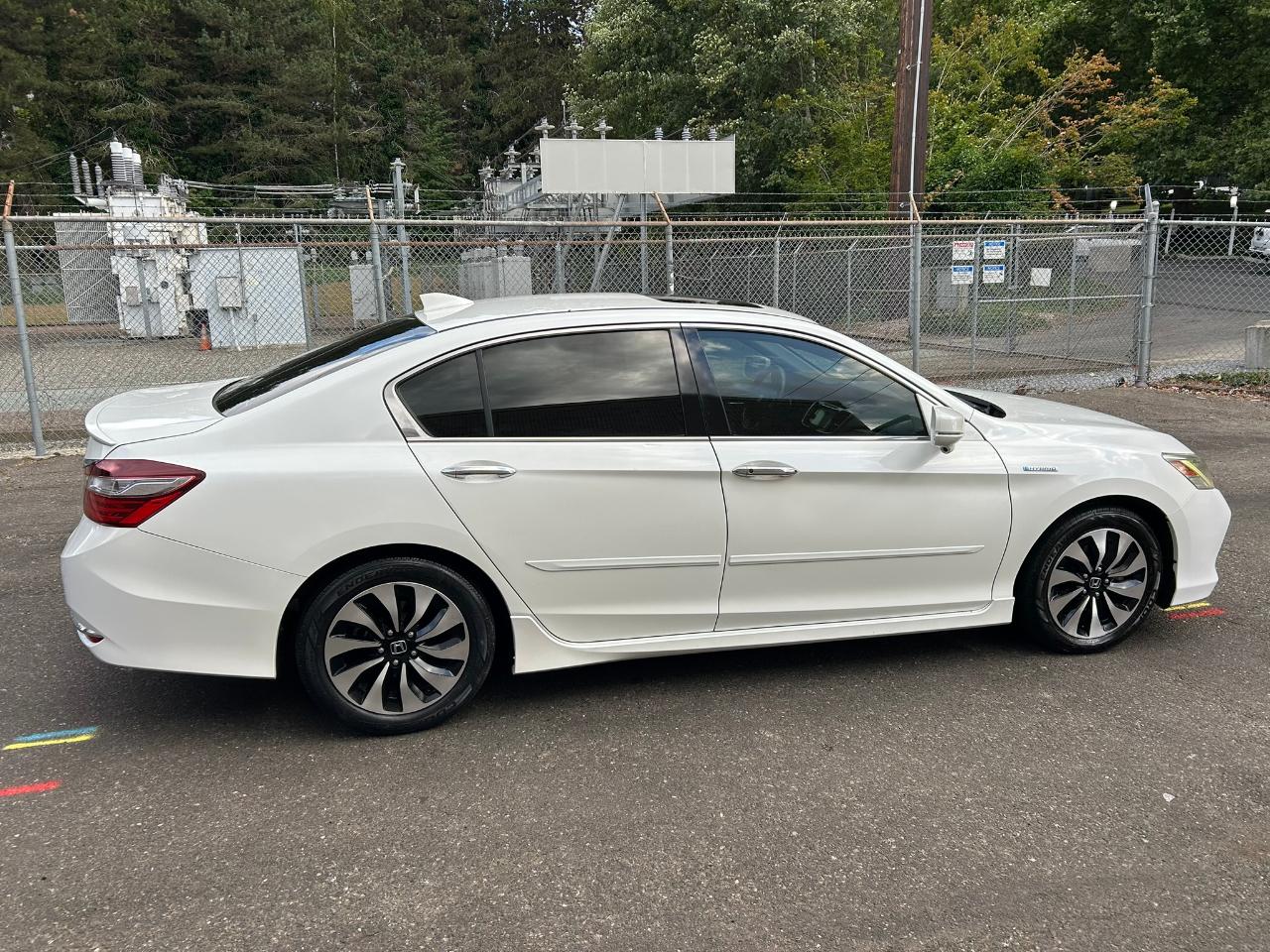 Honda Accord Hybrid Touring 2017