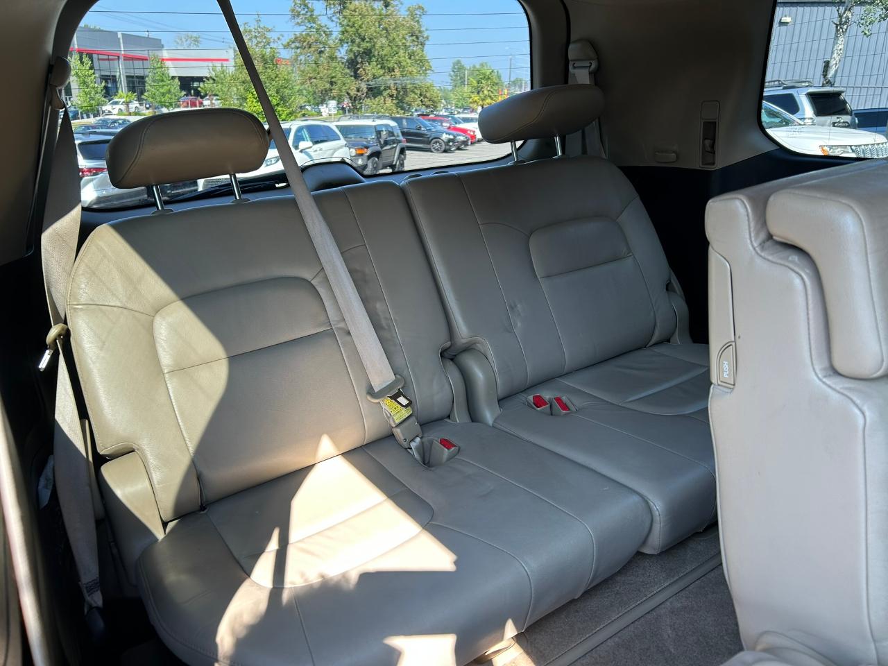Toyota Land Cruiser 4WD 2011