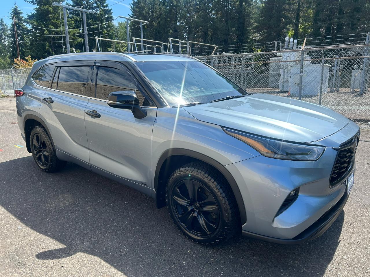 Toyota Highlander Hybrid XLE AWD 2022