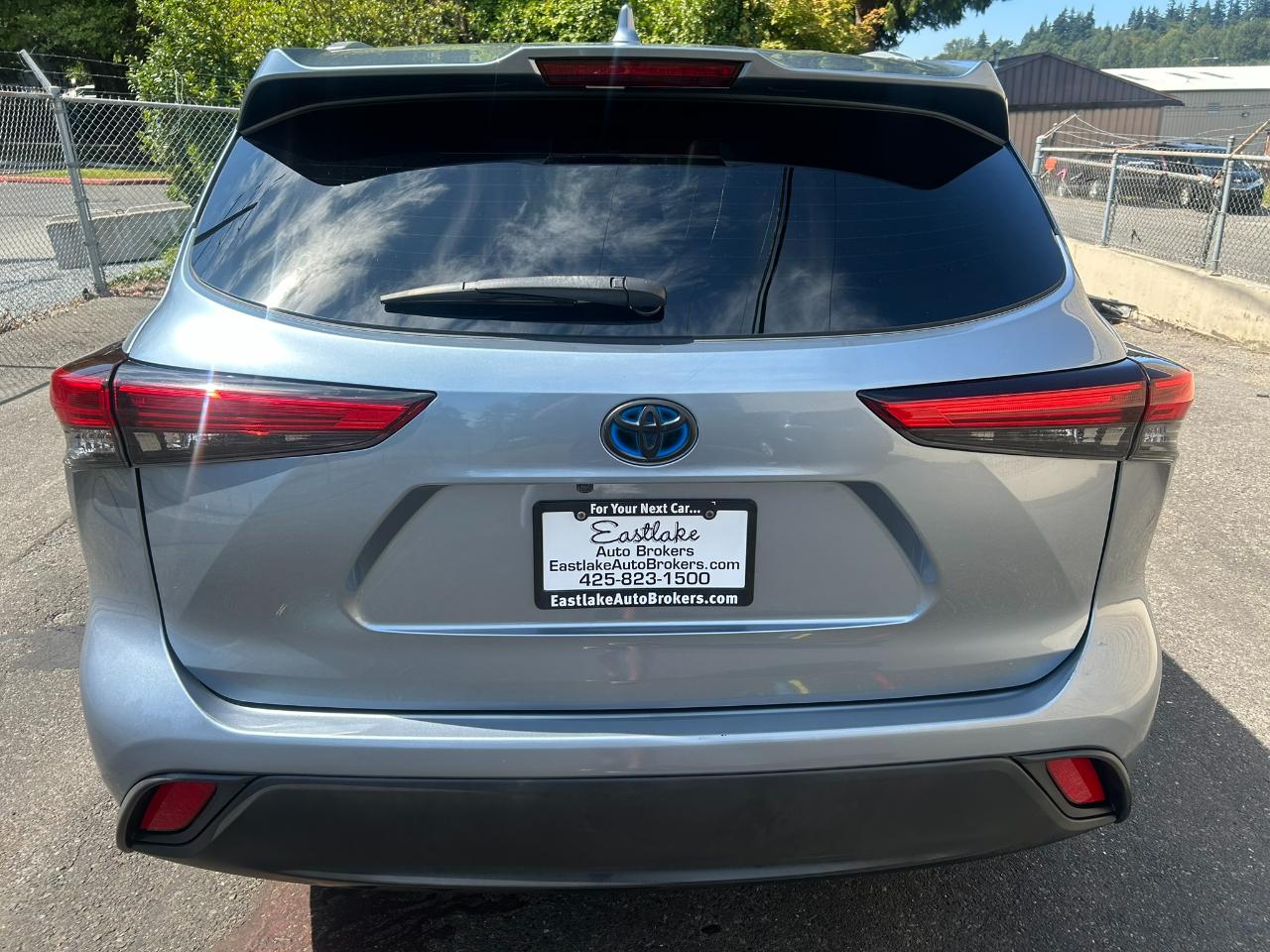 Toyota Highlander Hybrid XLE AWD 2022