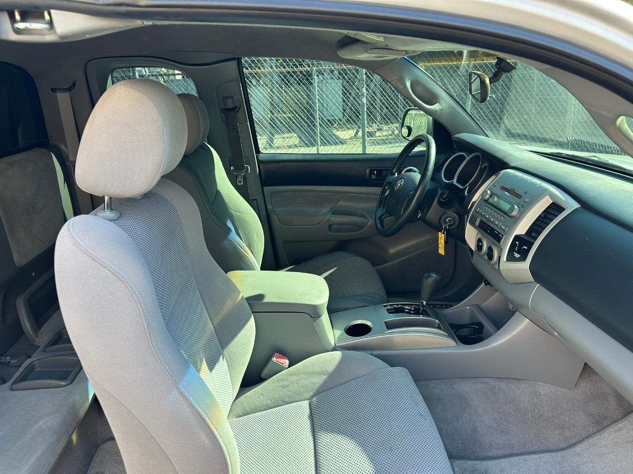Toyota Tacoma  2008