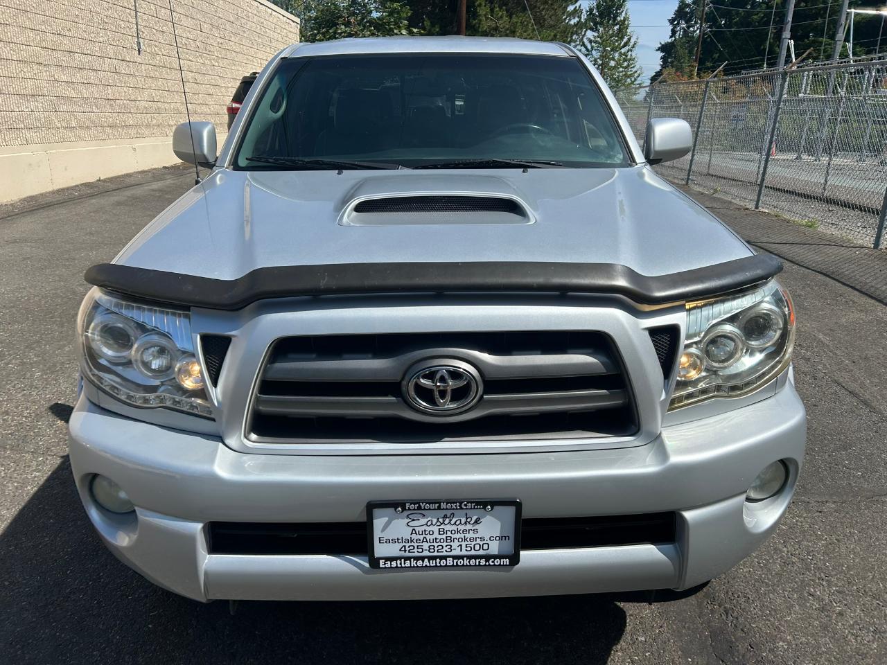 Toyota Tacoma  2010