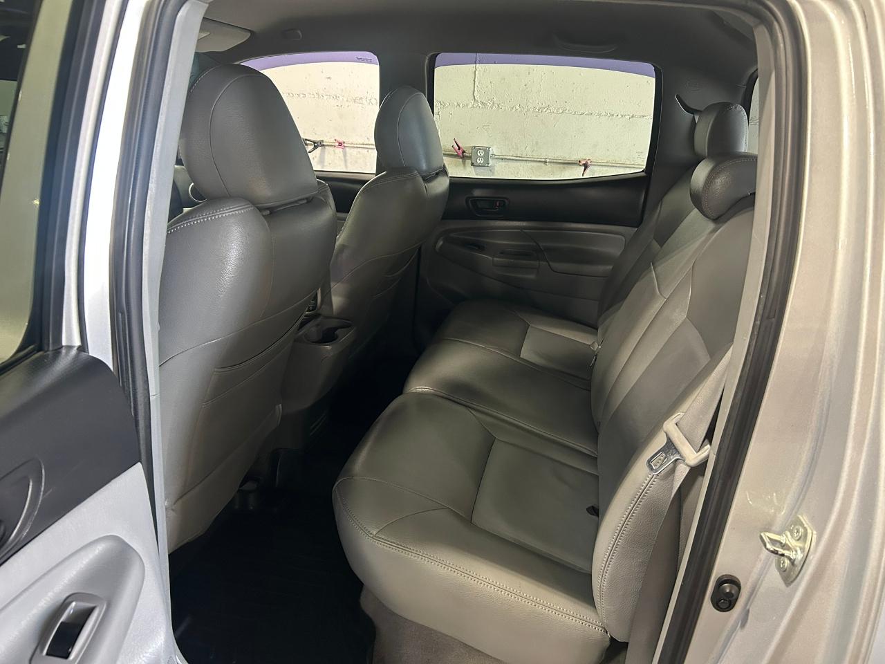 Toyota Tacoma  2010