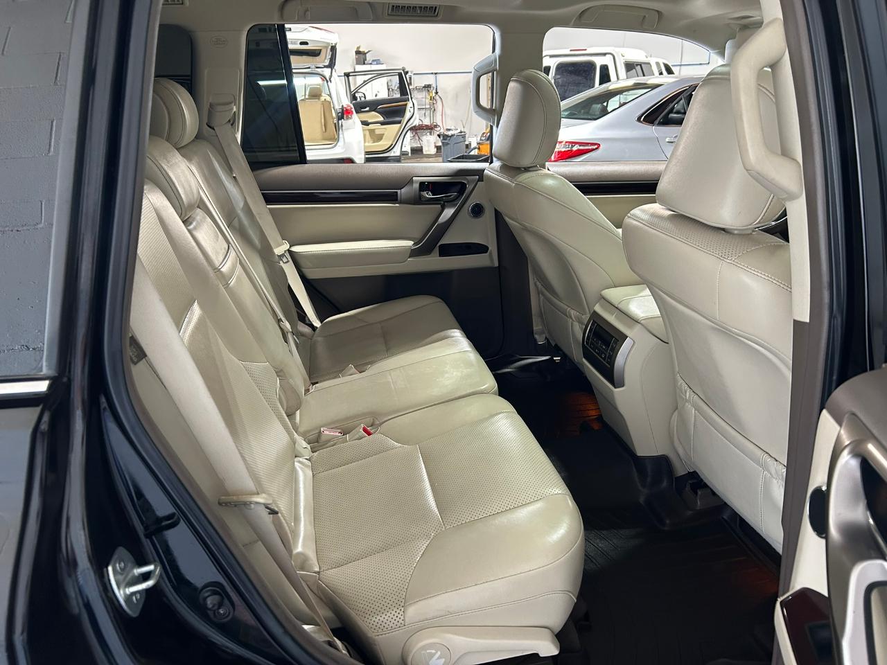 Lexus GX 460 Luxury 2015