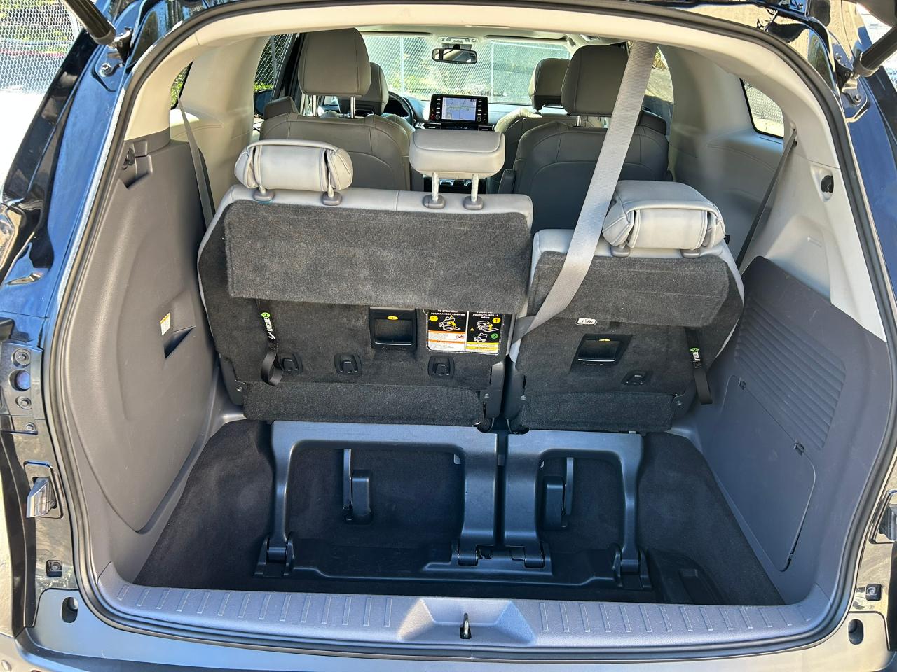 Toyota Sienna  2021