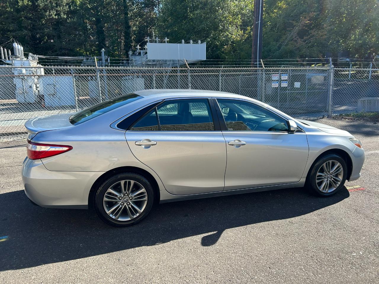 Toyota Camry SE 2017