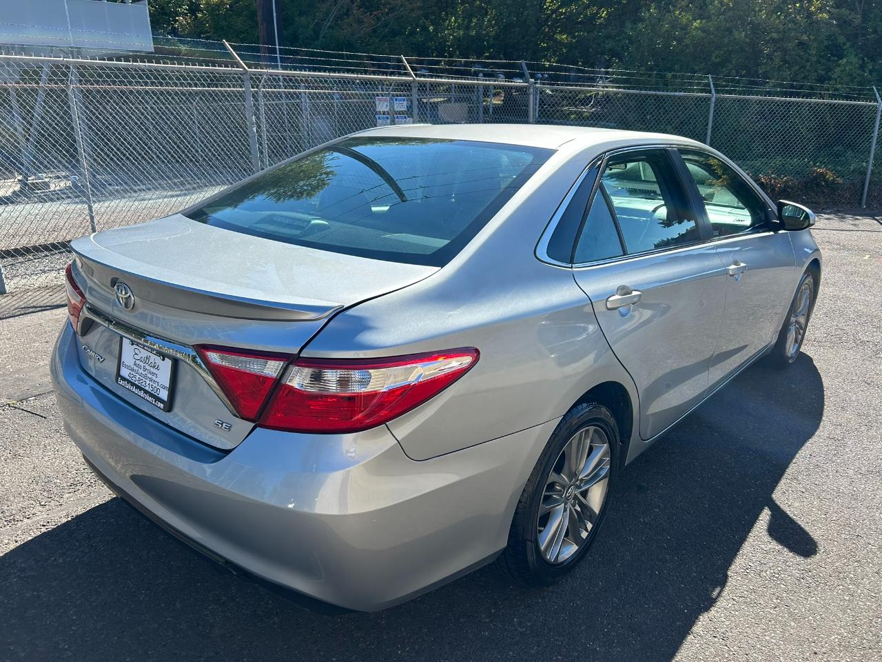 Toyota Camry SE 2017