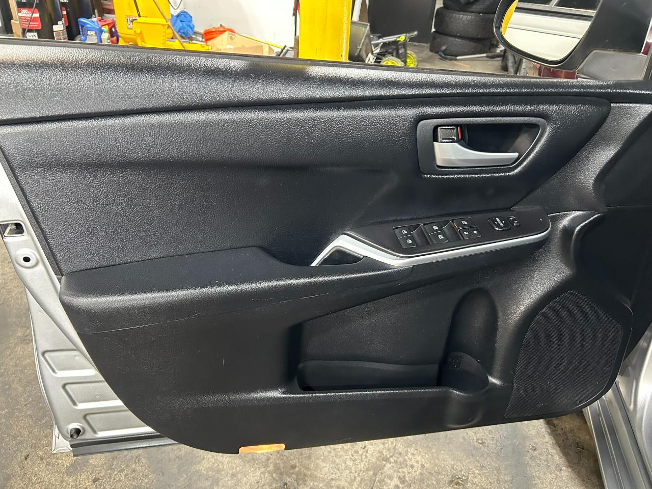Toyota Camry SE 2017
