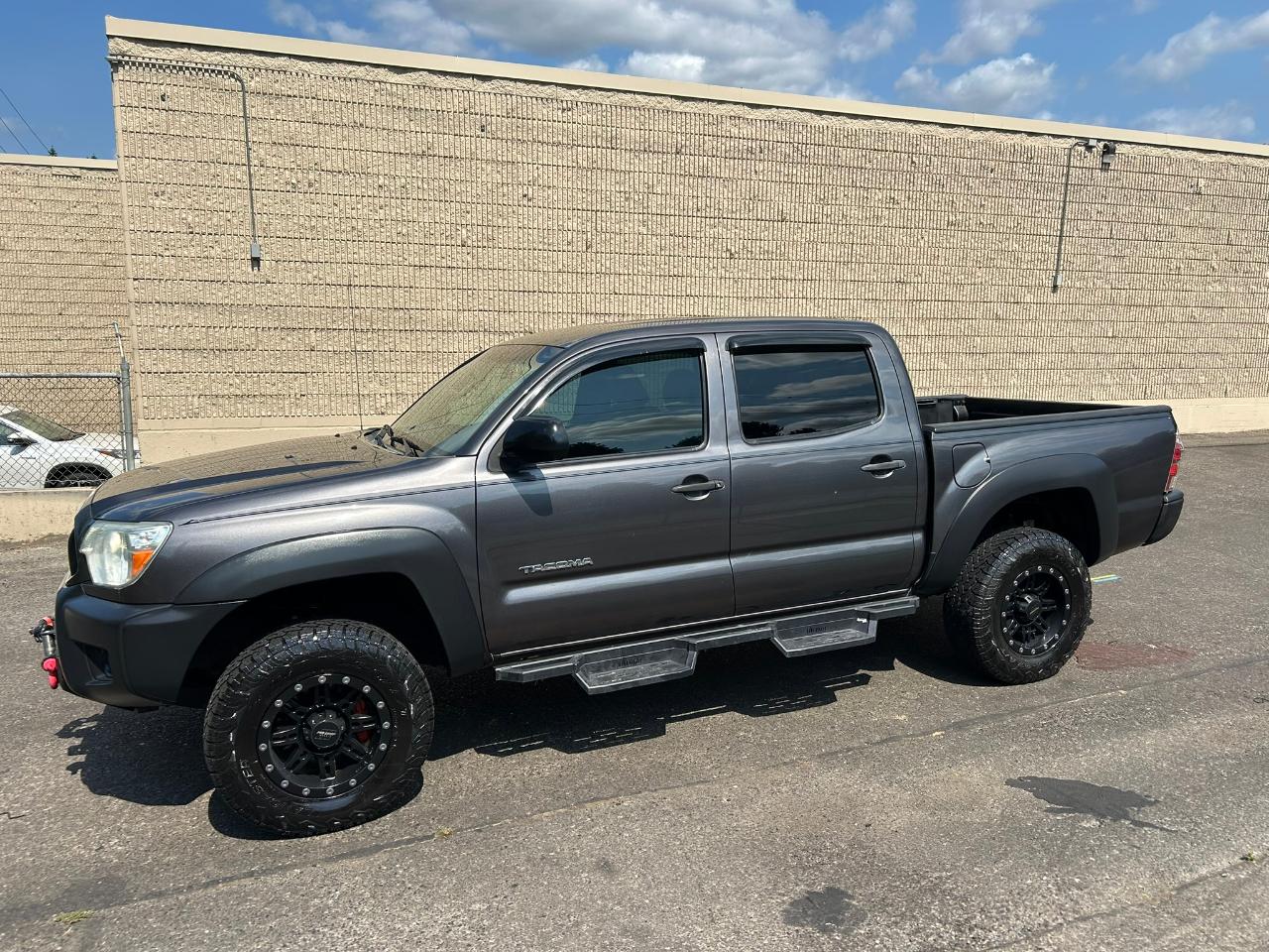 Toyota Tacoma  2015