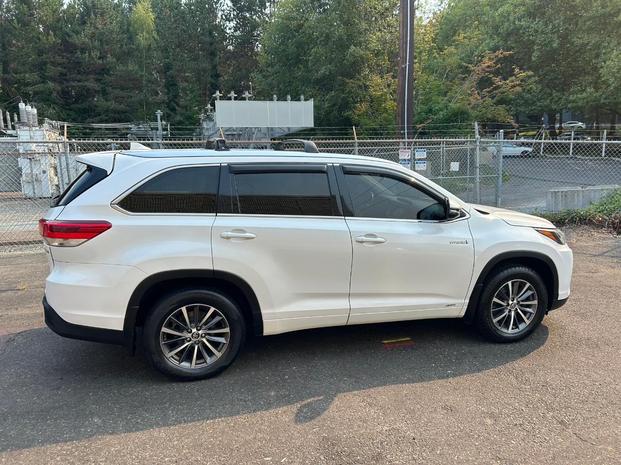 Toyota Highlander Hybrid Limited Platinum AWD 2018