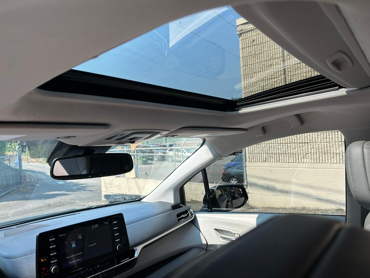 Toyota Sienna XLE 7-Passenger AWD 2022