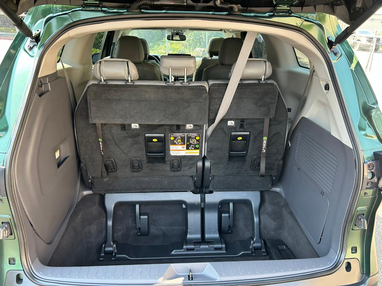 Toyota Sienna XLE 7-Passenger AWD 2022
