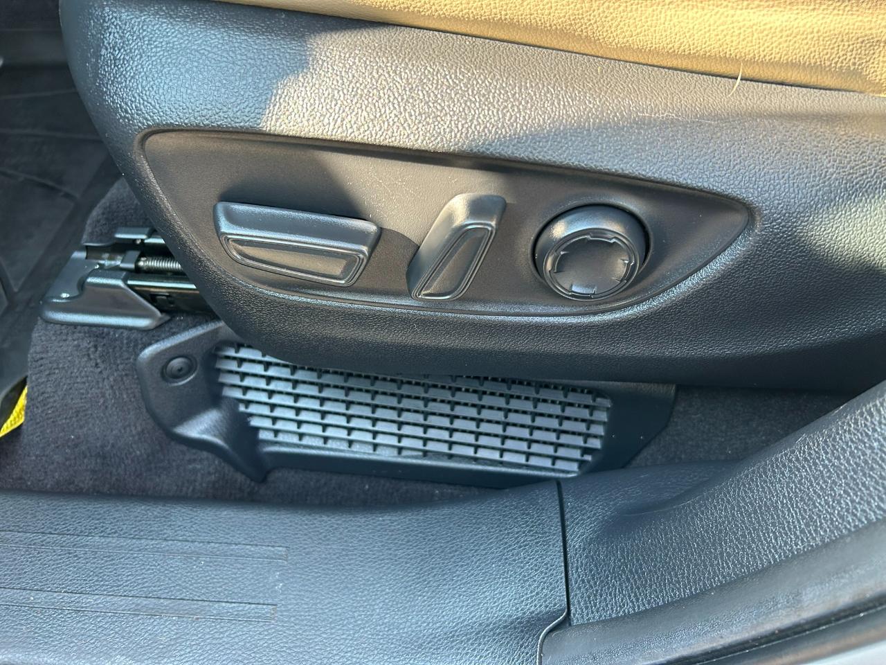 Toyota Sienna  2023