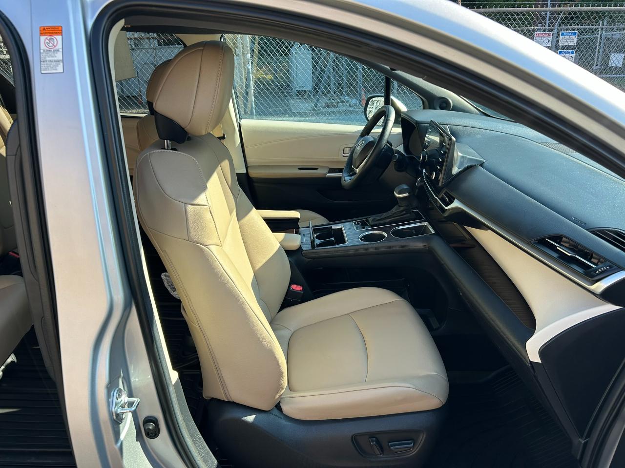 Toyota Sienna  2023