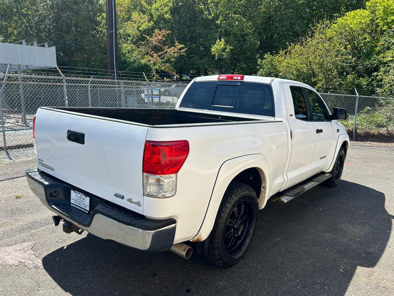 Toyota Tundra  2013