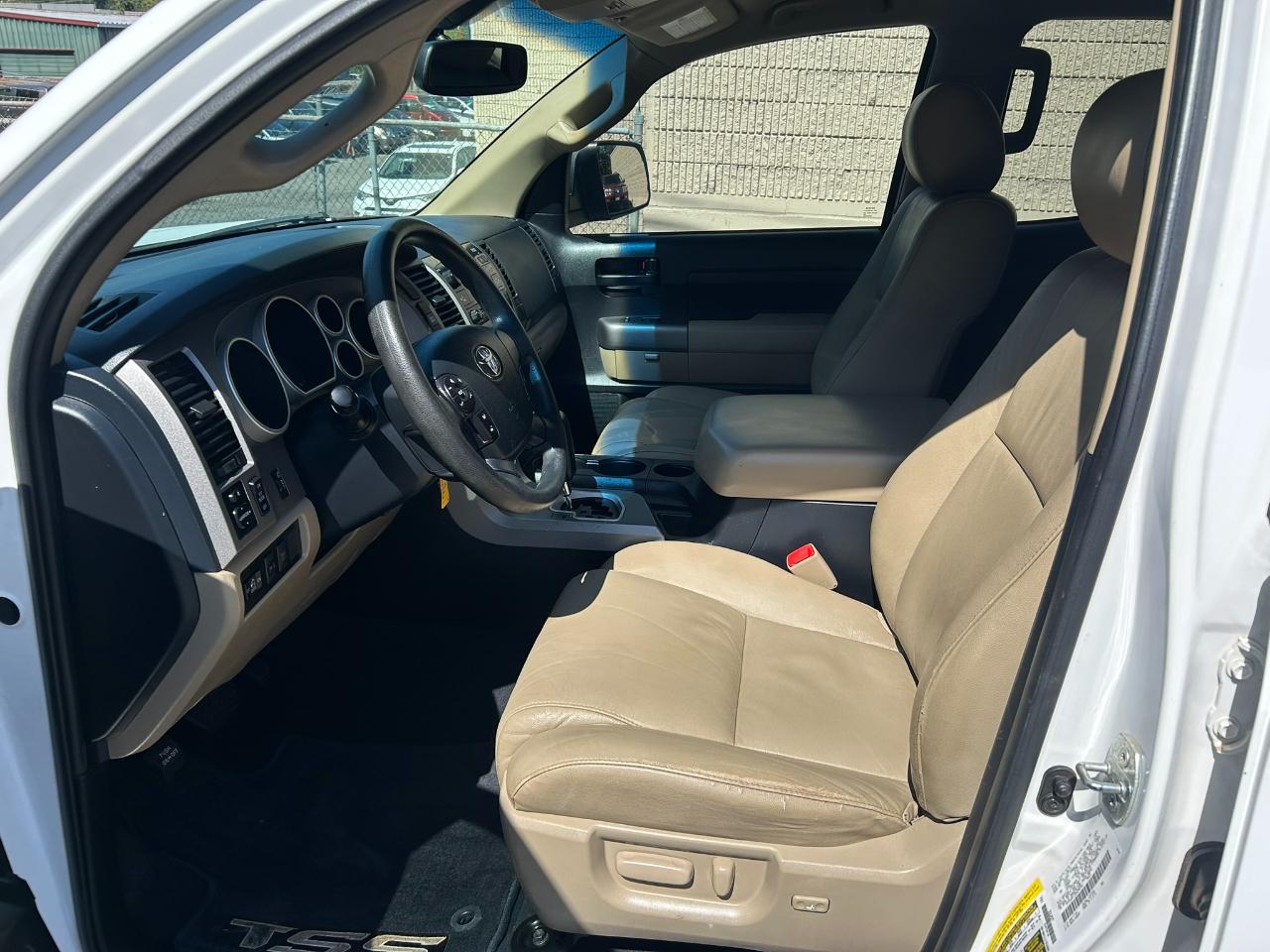 Toyota Tundra  2013