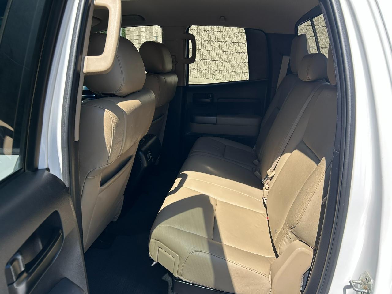 Toyota Tundra  2013