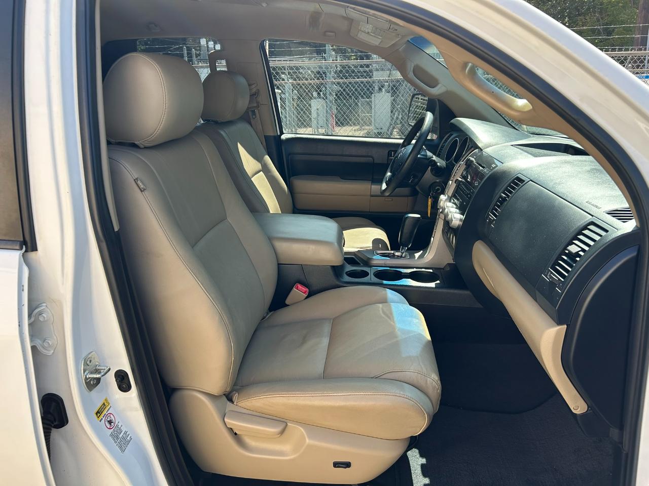 Toyota Tundra  2013