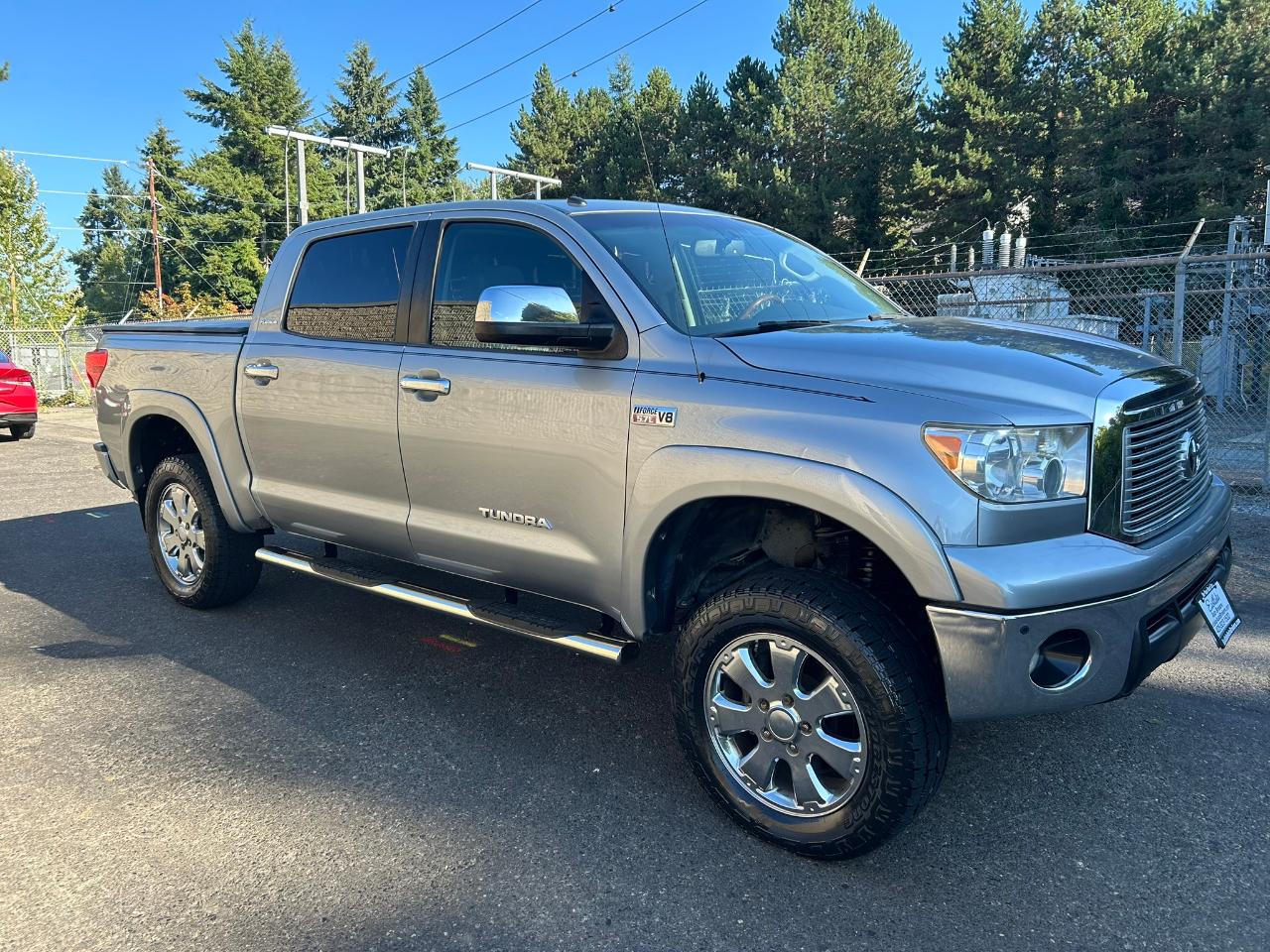 Toyota Tundra  2011