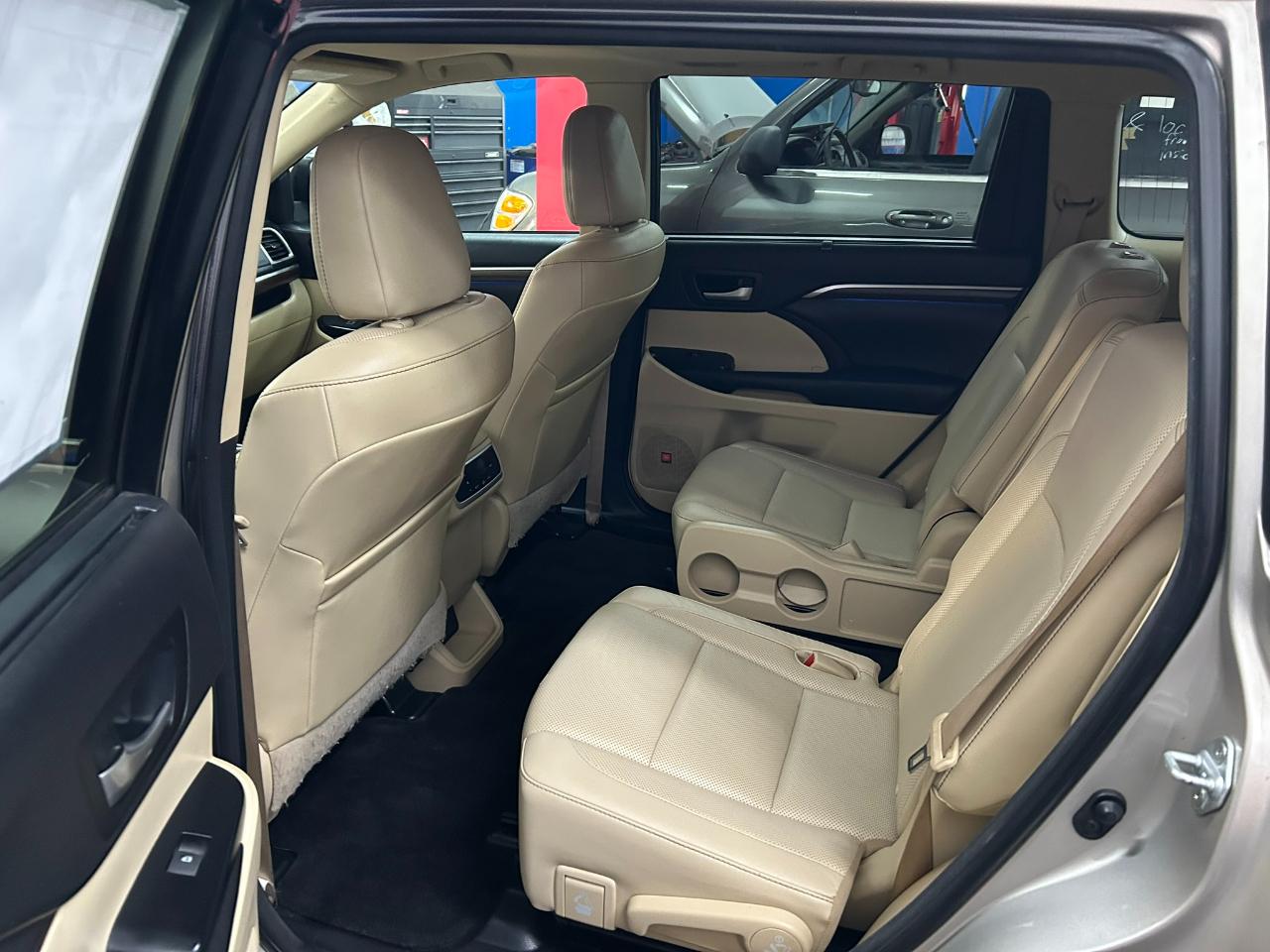 Toyota Highlander Hybrid Limited AWD 2016