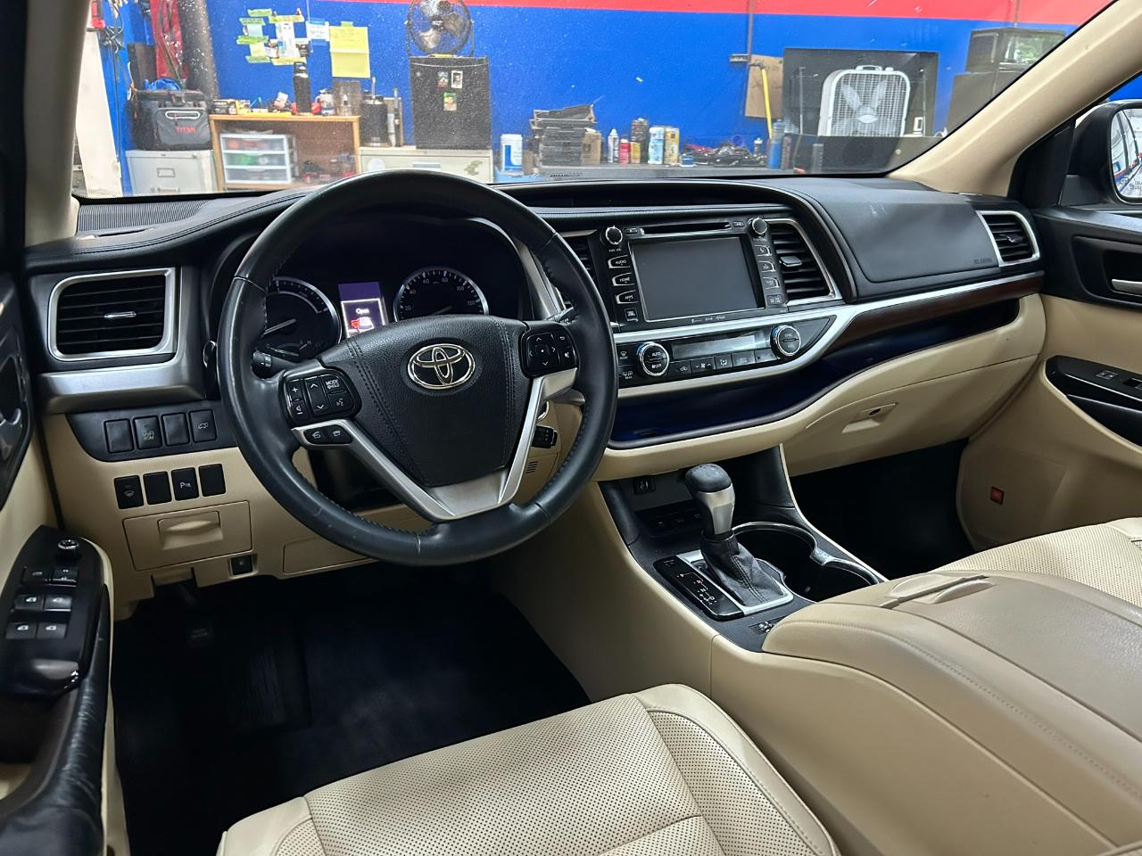 Toyota Highlander Hybrid Limited AWD 2016