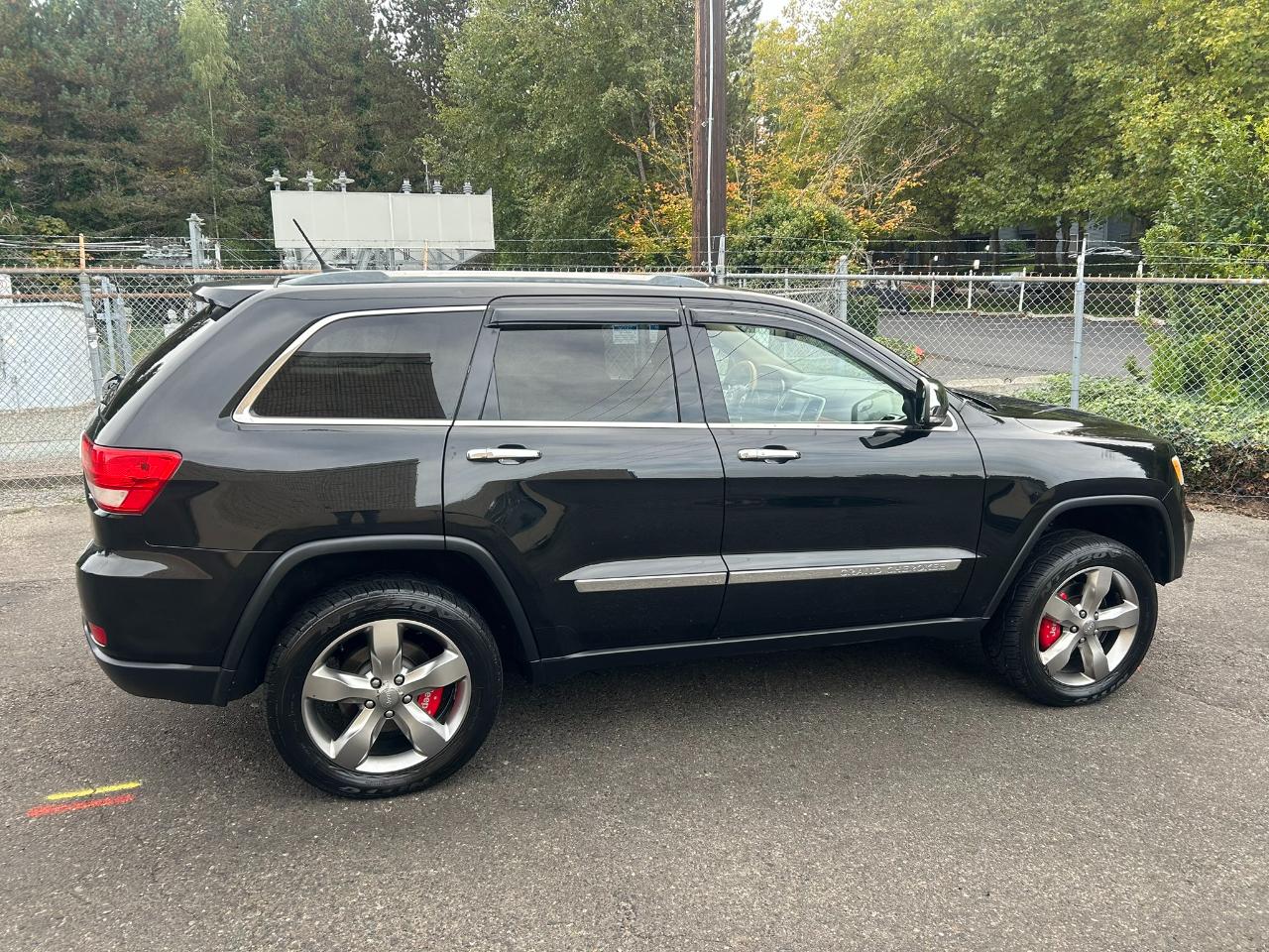 Jeep Grand Cherokee Overland 4WD 2011