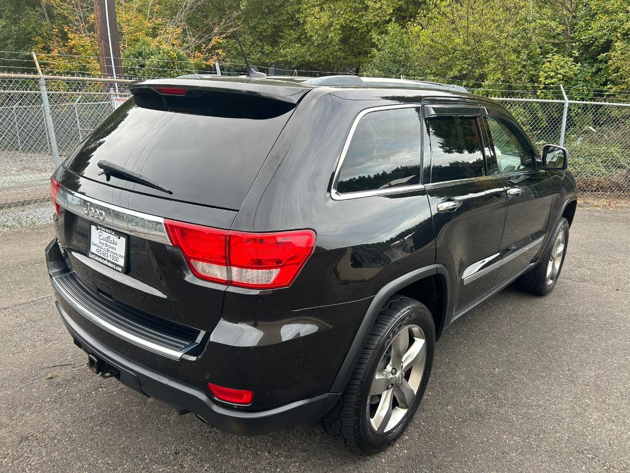 Jeep Grand Cherokee Overland 4WD 2011