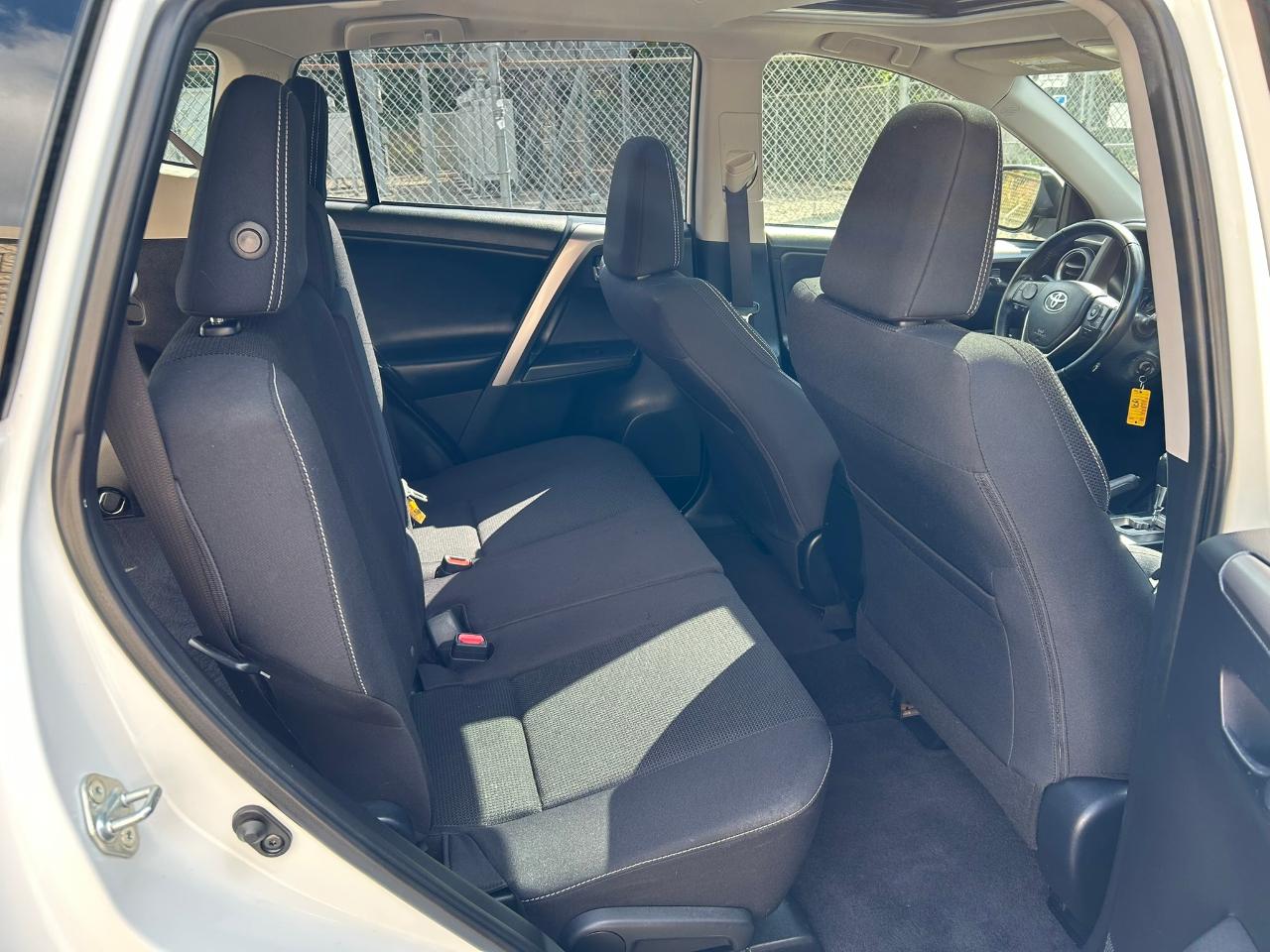 Toyota RAV4 XLE FWD 2018