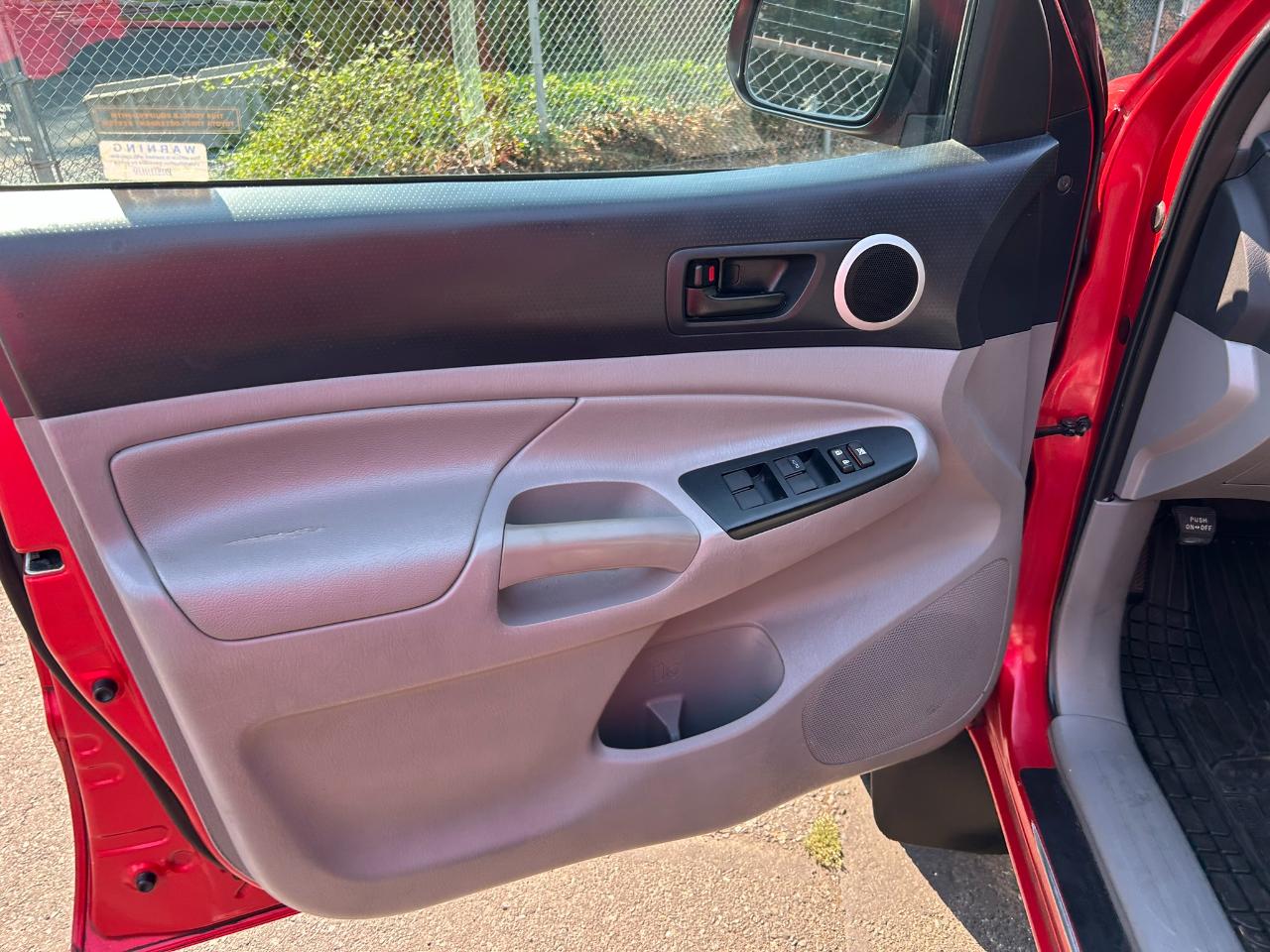 Toyota Tacoma  2014