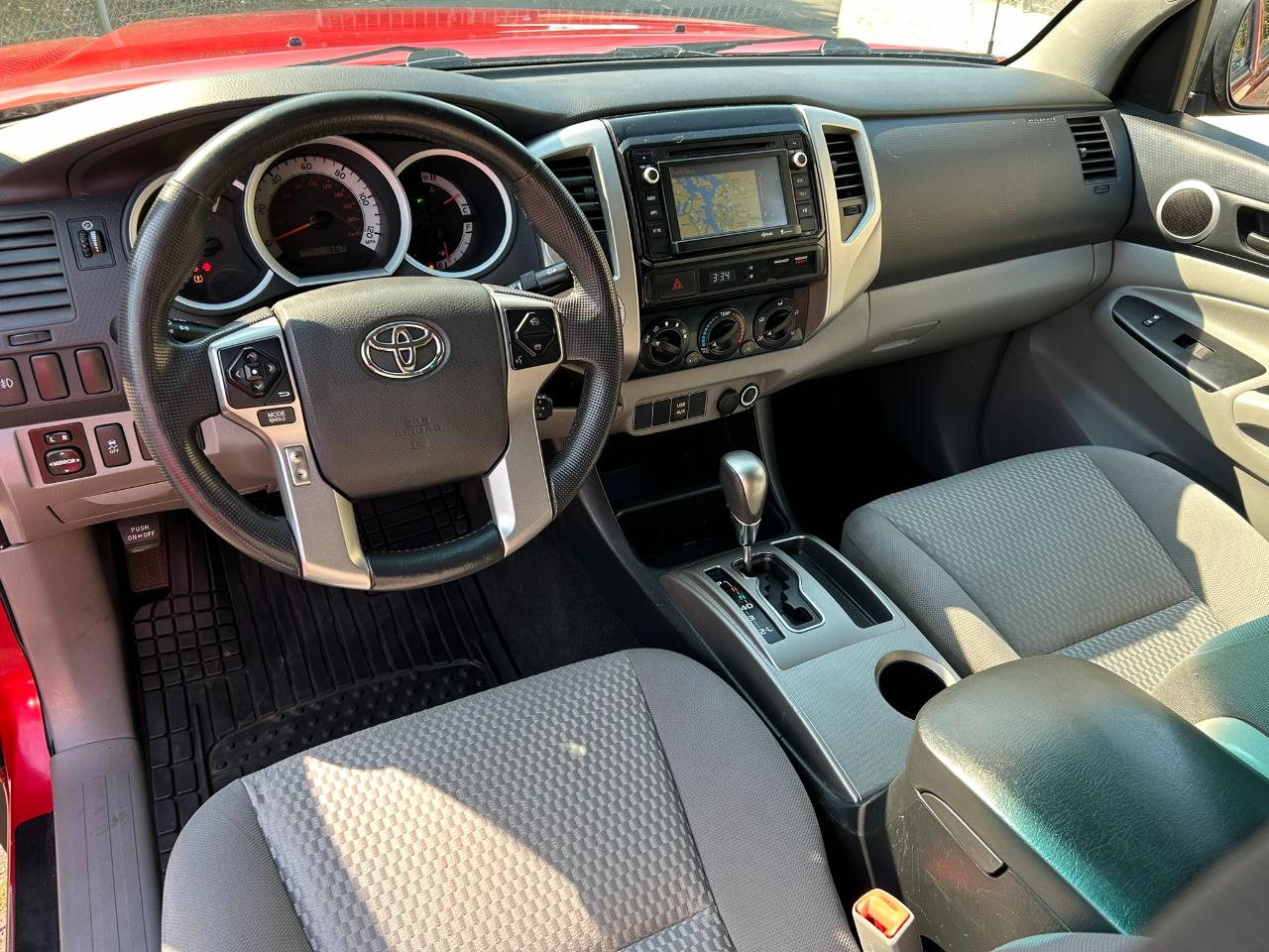 Toyota Tacoma  2014