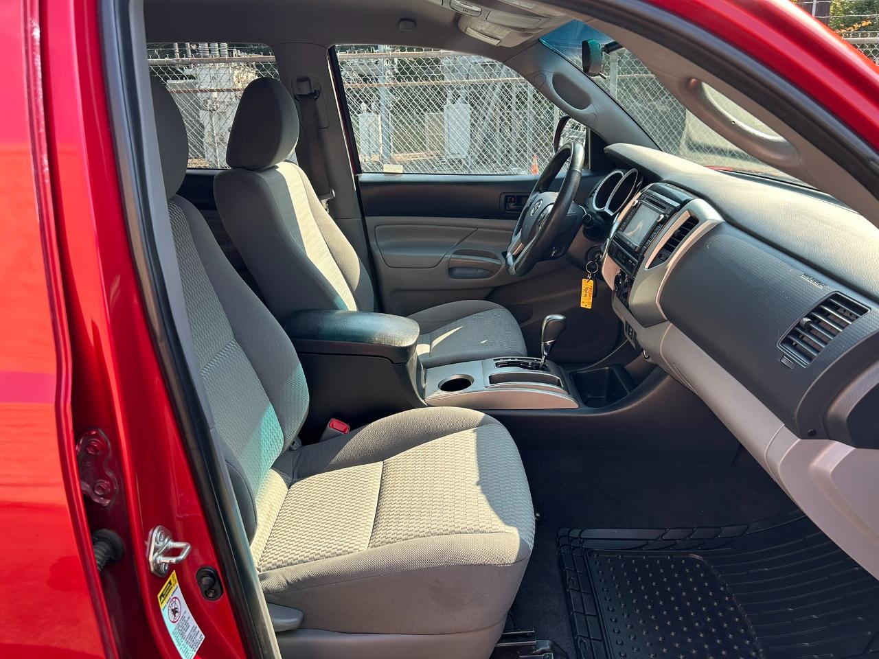 Toyota Tacoma  2014