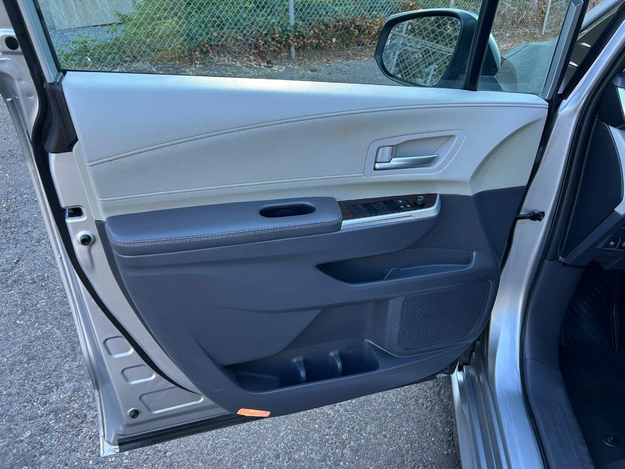 Toyota Sienna XLE 7-Passenger AWD 2023