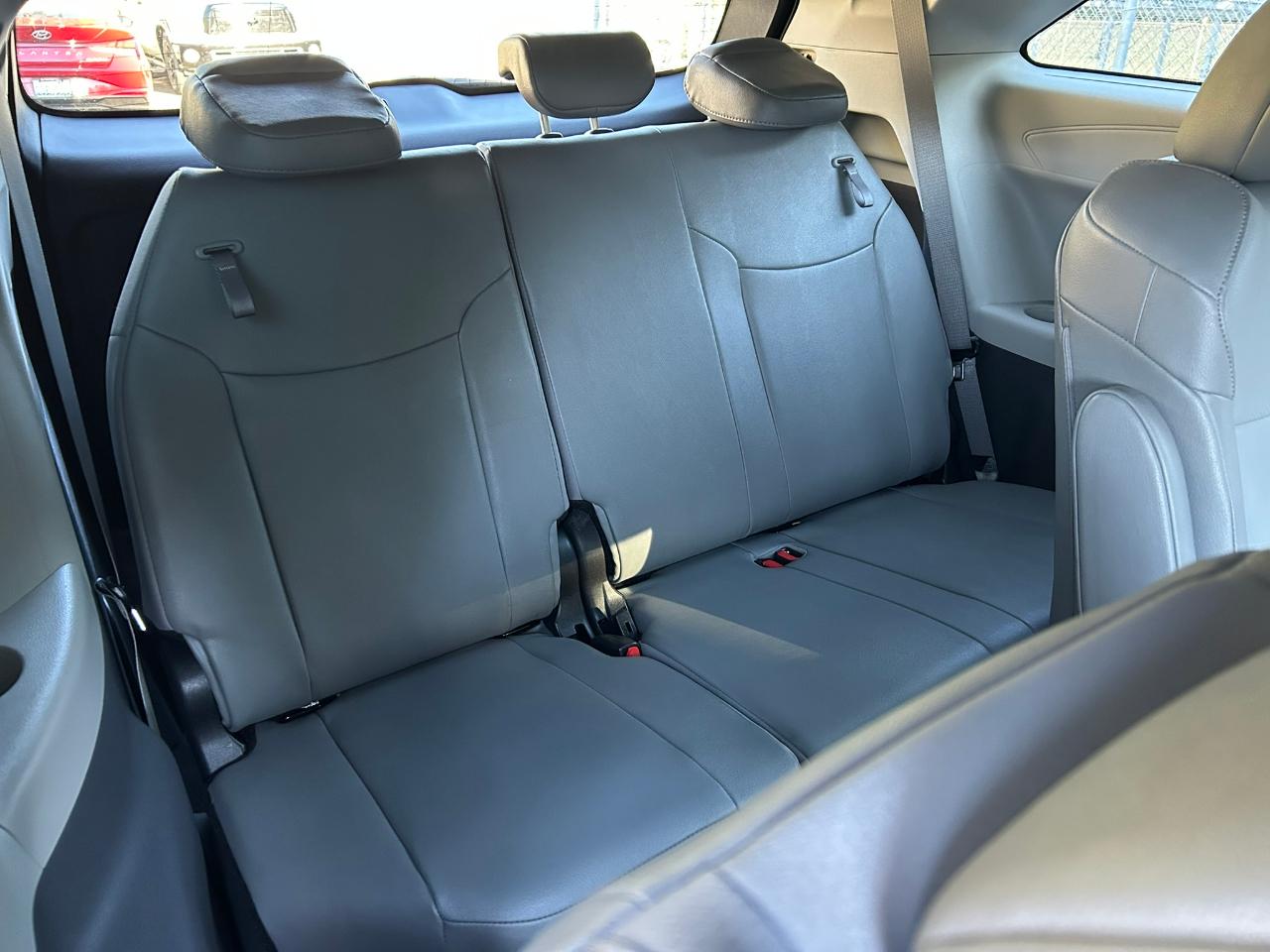 Toyota Sienna XLE 7-Passenger AWD 2023