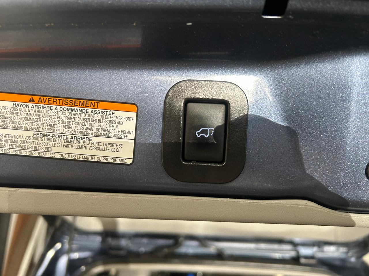 Toyota Sienna XLE AWD 7-Passenger V6 2016