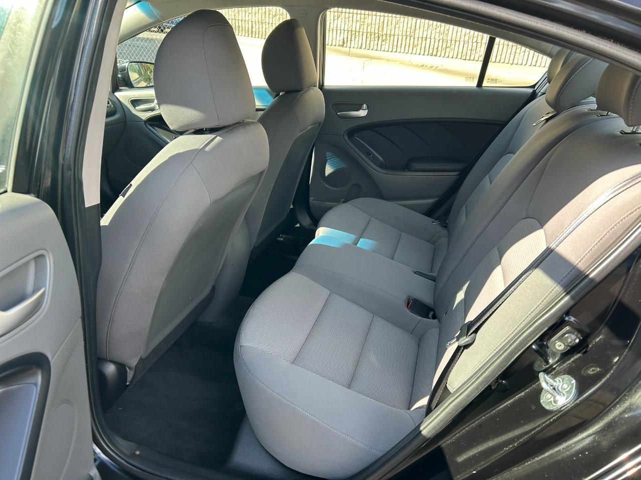 Kia Forte LX 6A 2017