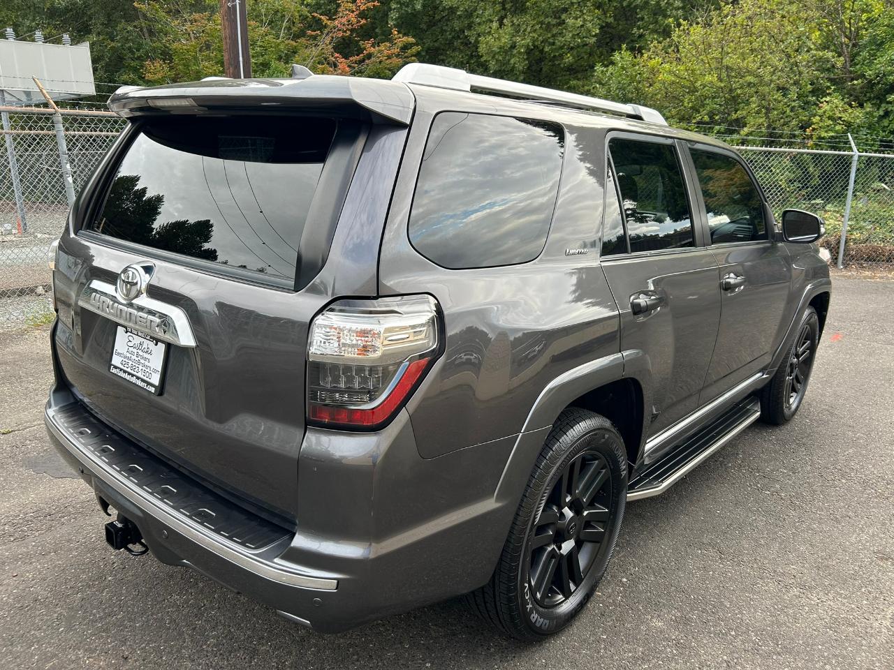 Toyota 4Runner Limited 4WD V6 2017