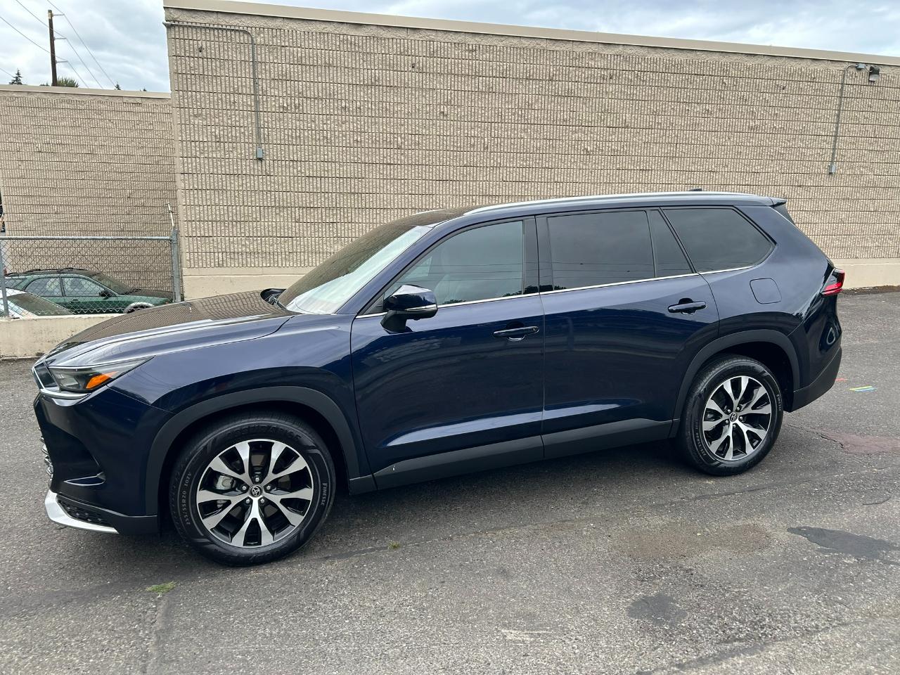 Toyota Grand Highlander Hybrid MAX Limited AWD 2025