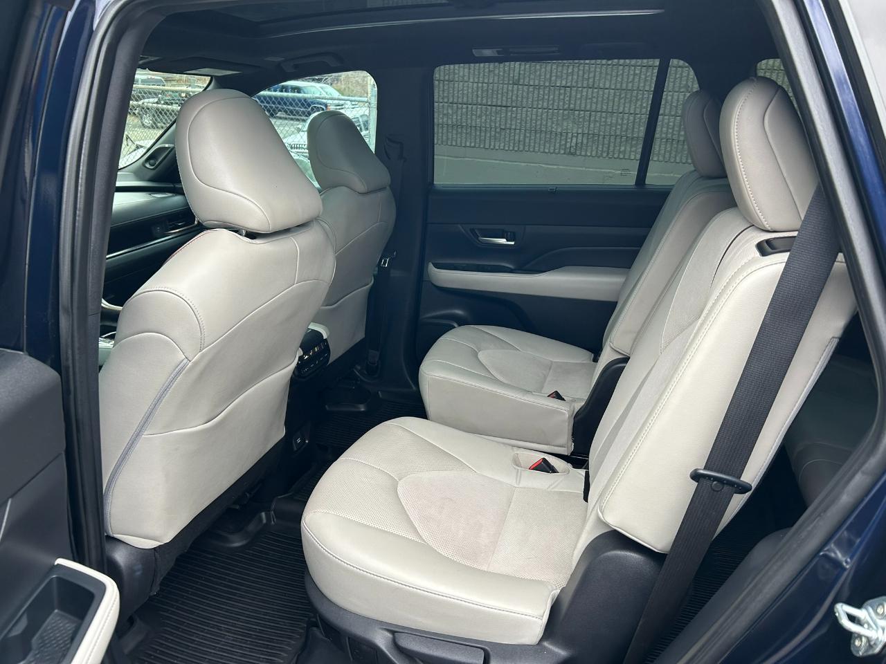 Toyota Grand Highlander Hybrid MAX Limited AWD 2025