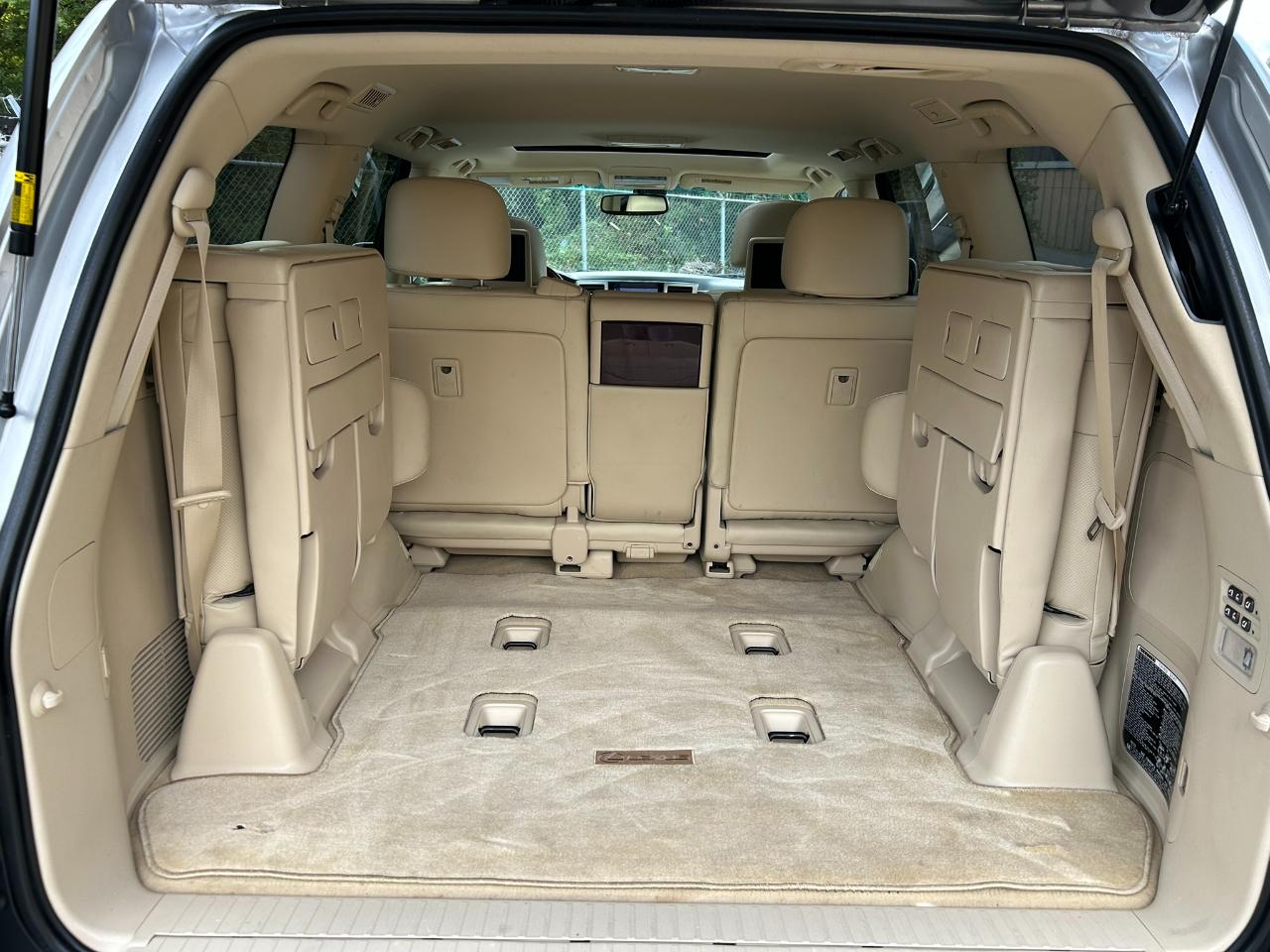 Lexus LX 570 Sport Utility 2013