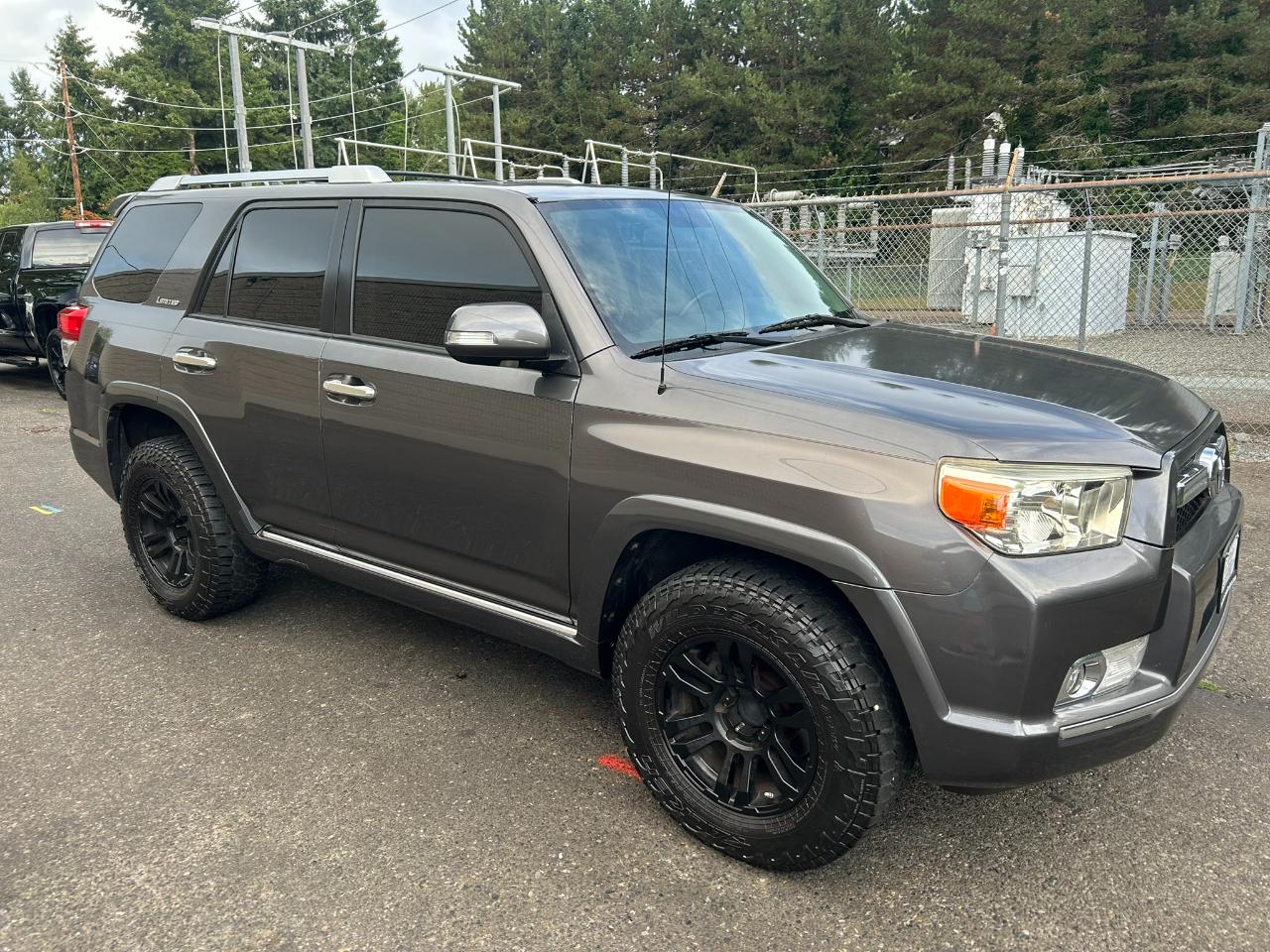 Toyota 4Runner Limited 4WD V6 2013