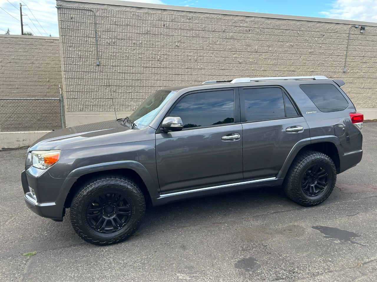 Toyota 4Runner Limited 4WD V6 2013