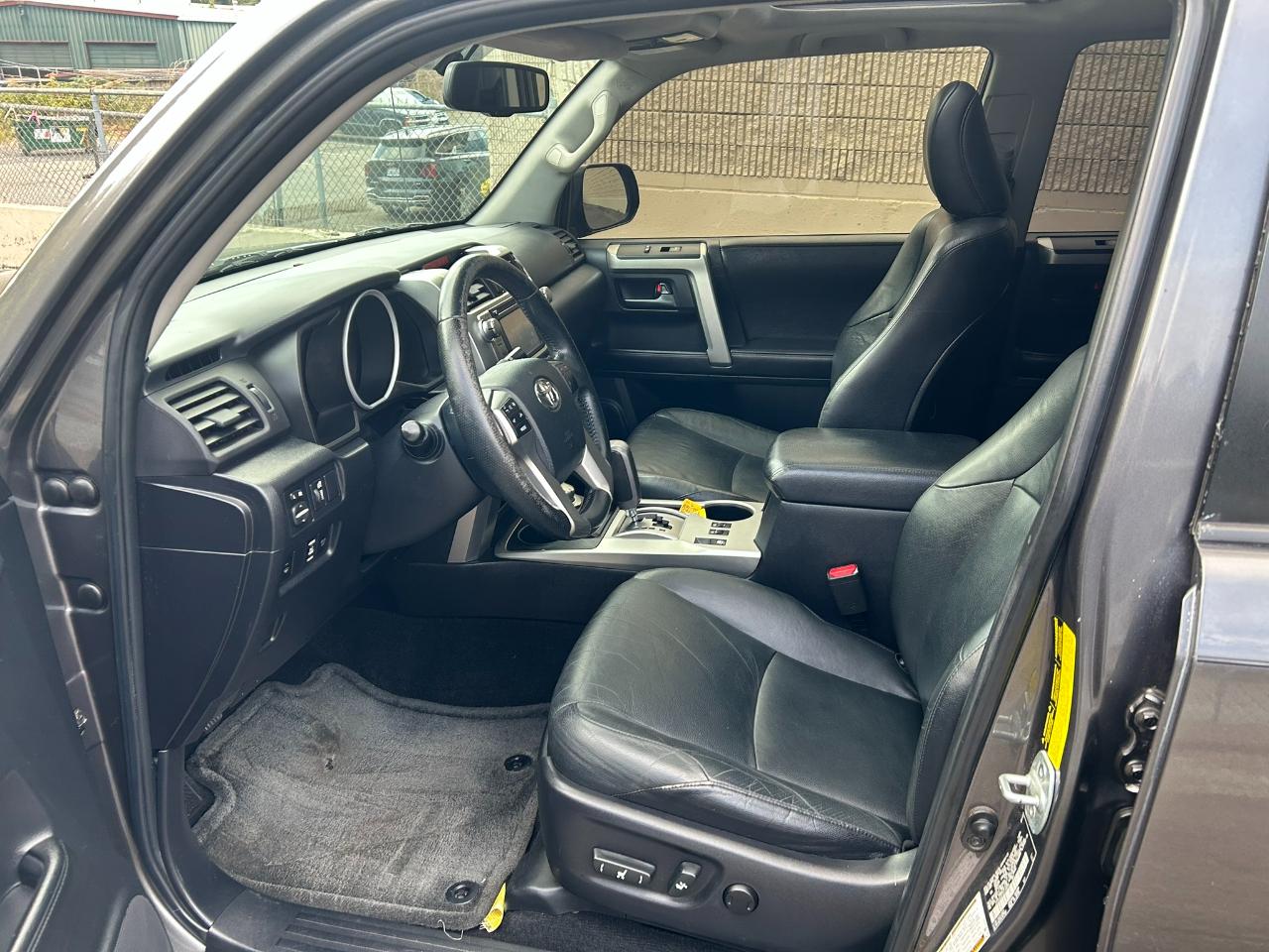 Toyota 4Runner Limited 4WD V6 2013