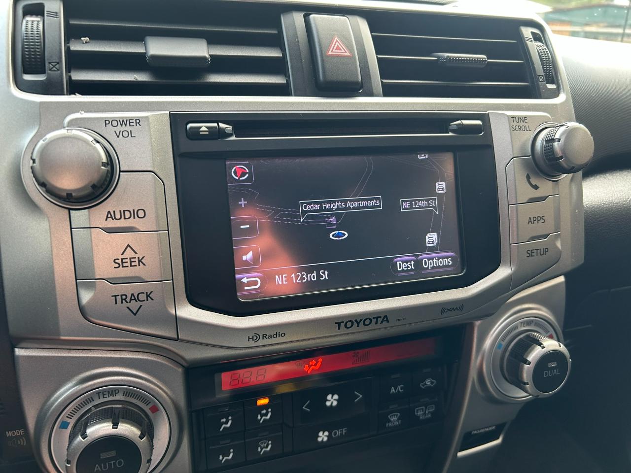 Toyota 4Runner Limited 4WD V6 2013